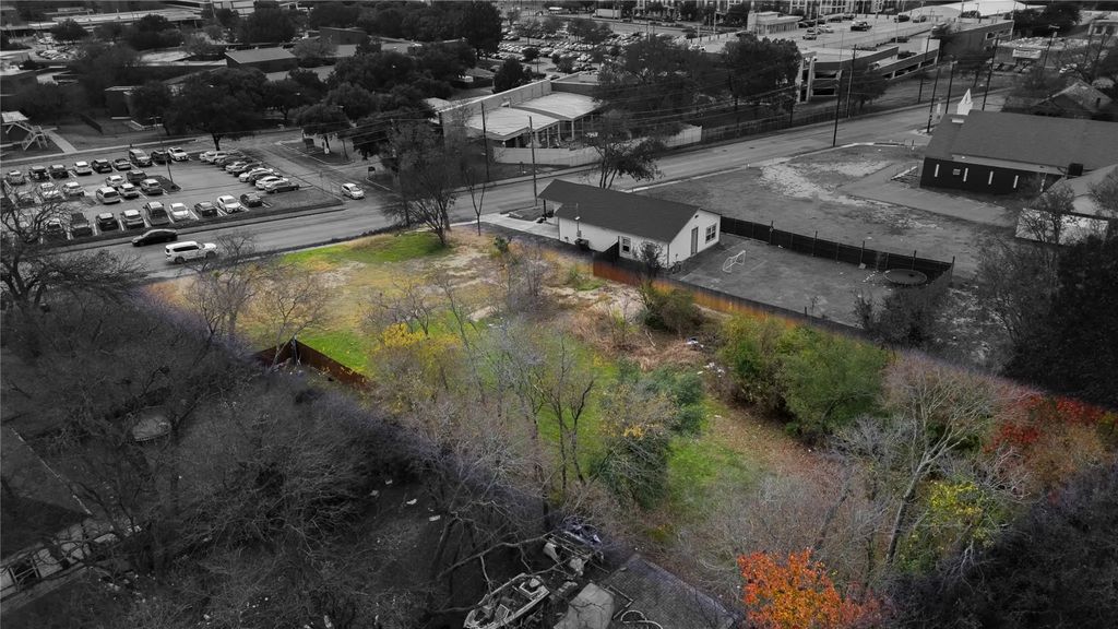 1959 E Ann Arbor Avenue, Dallas