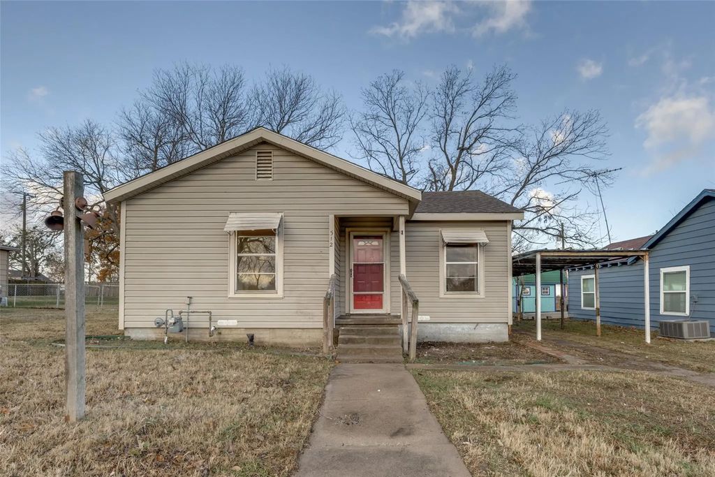 512 Branch Street, Howe