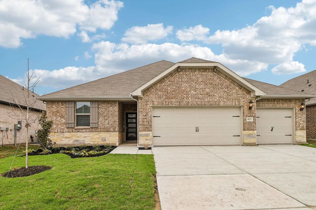 4022 Granbury Drive, Farmersville