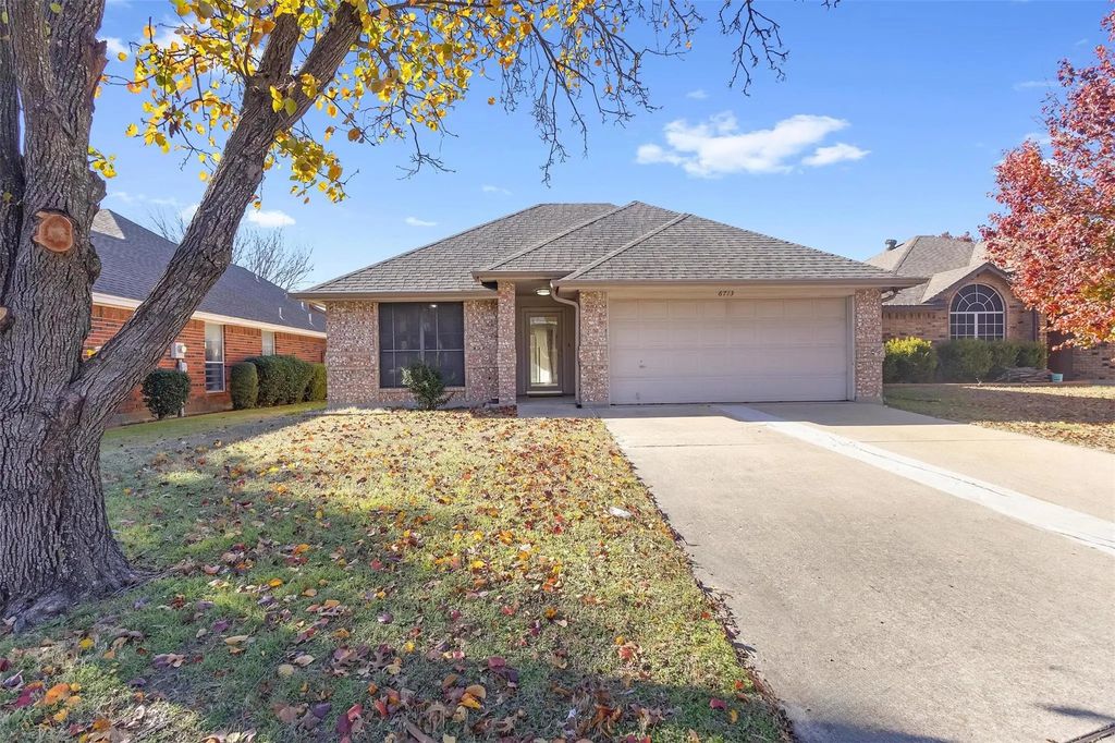 6713 Haltom Road, Fort Worth