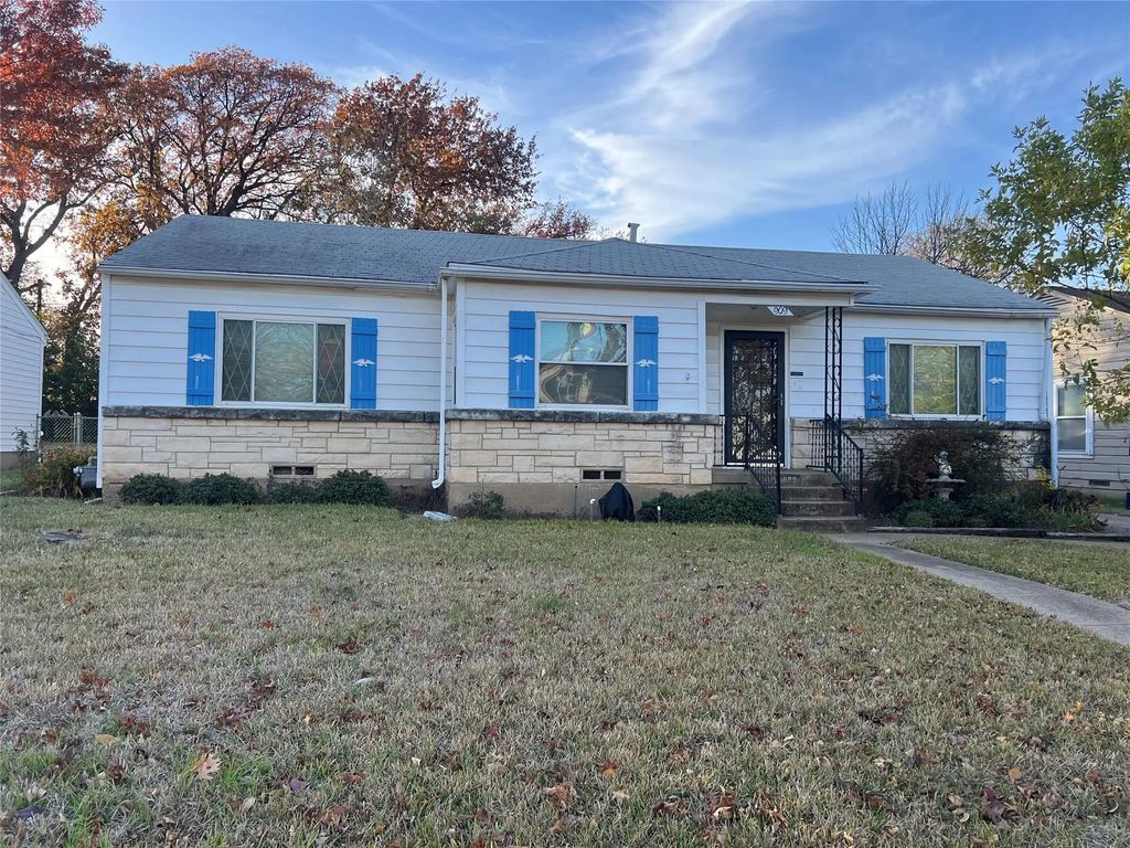 909 Rindie Street, Irving