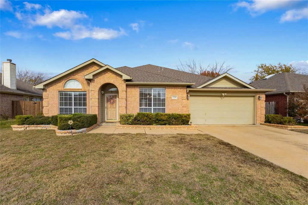 1208 Darbytown Road, Grand Prairie