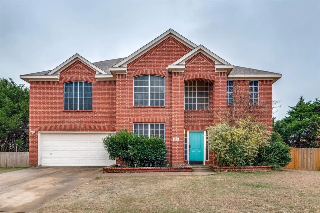 1215 Waterford Oaks Circle, Cedar Hill