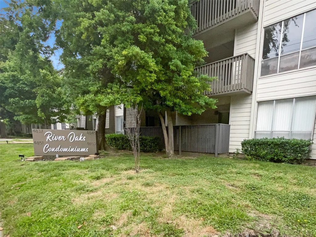 4851 Cedar Springs Road 281, Dallas