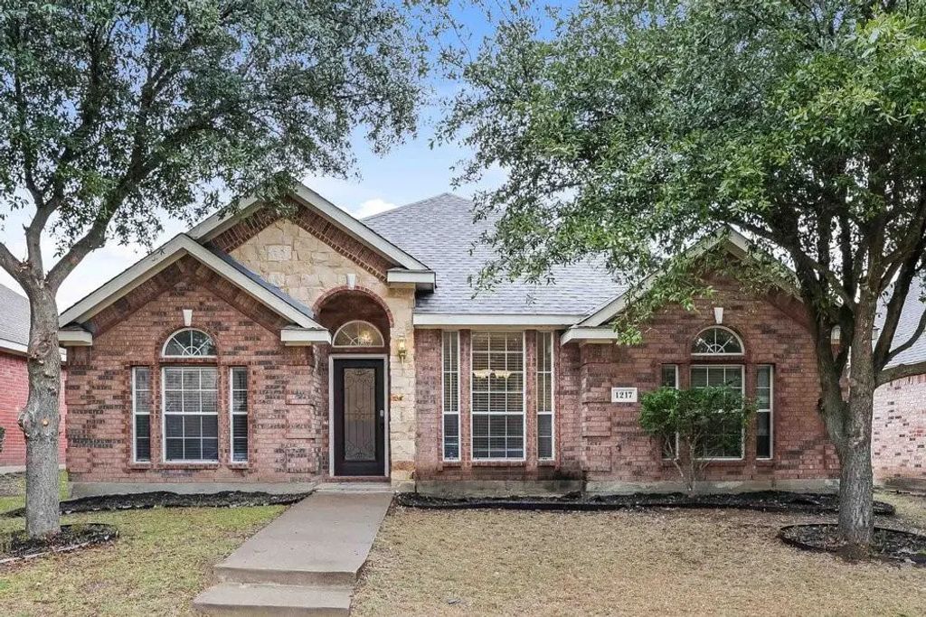 1217 Whitecreek Drive, Glenn Heights