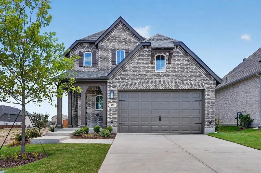 829 Willow Stream Drive, Lavon