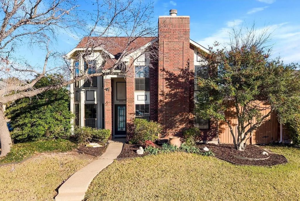 4224 Phoenix Drive, Carrollton