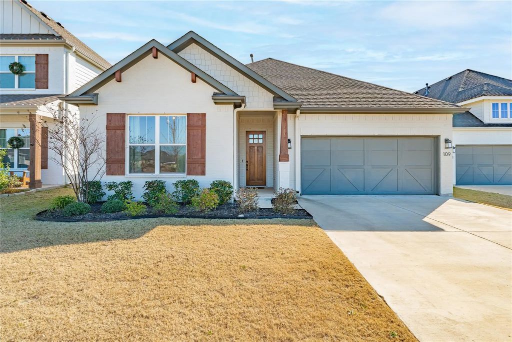 109 Observation Court, Aledo