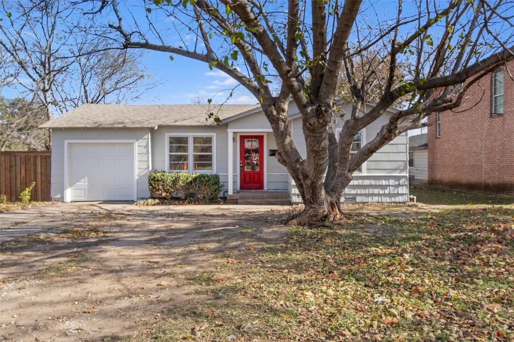 320 Ne 31st Street, Grand Prairie