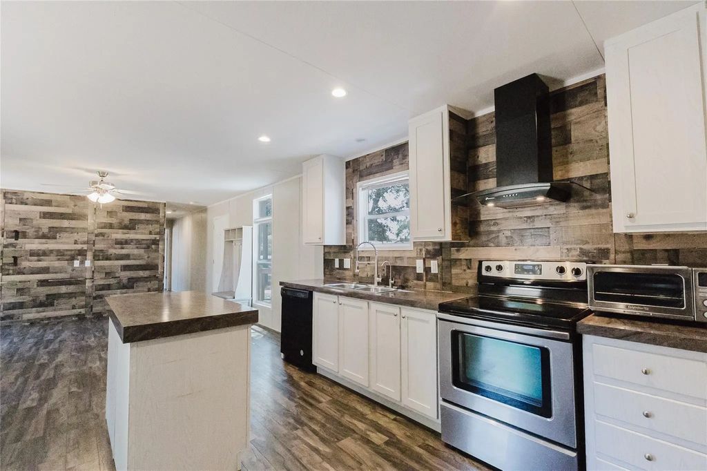14412 Liberty School Road, Azle
