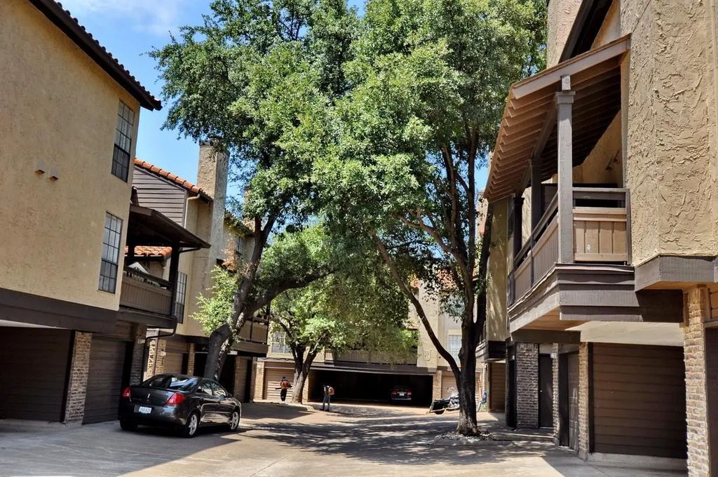 5630 Spring Valley Road 13a, Dallas
