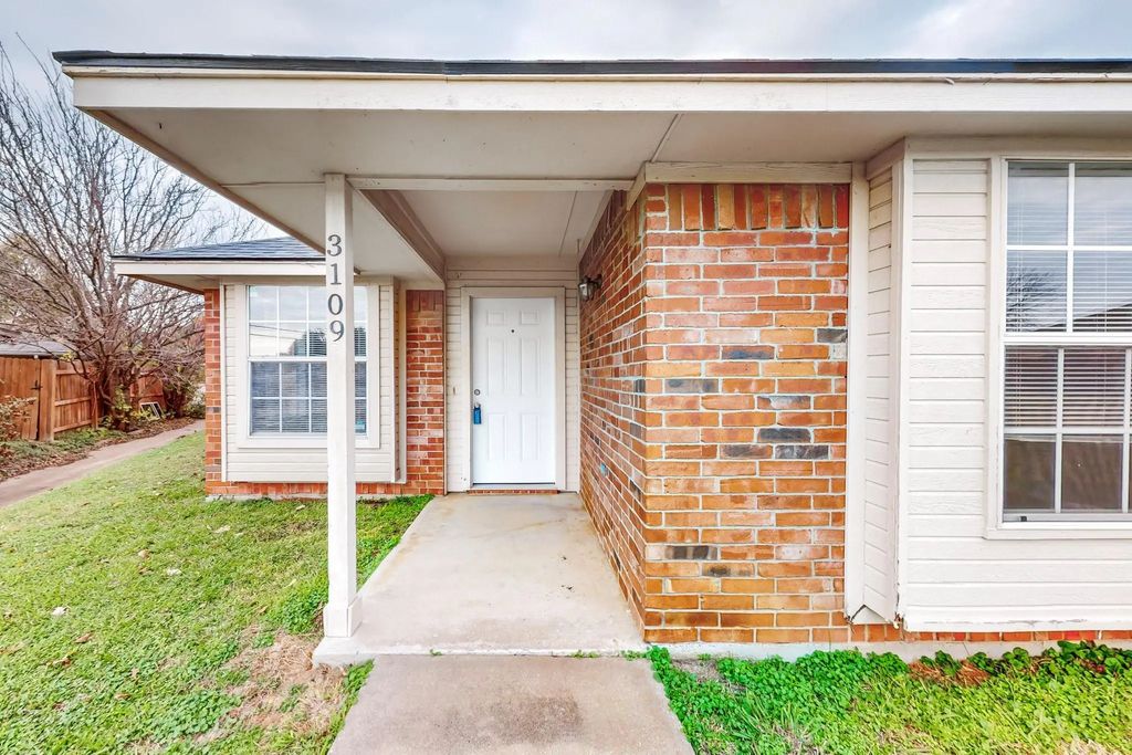 3109 Inglewood Street, Denton