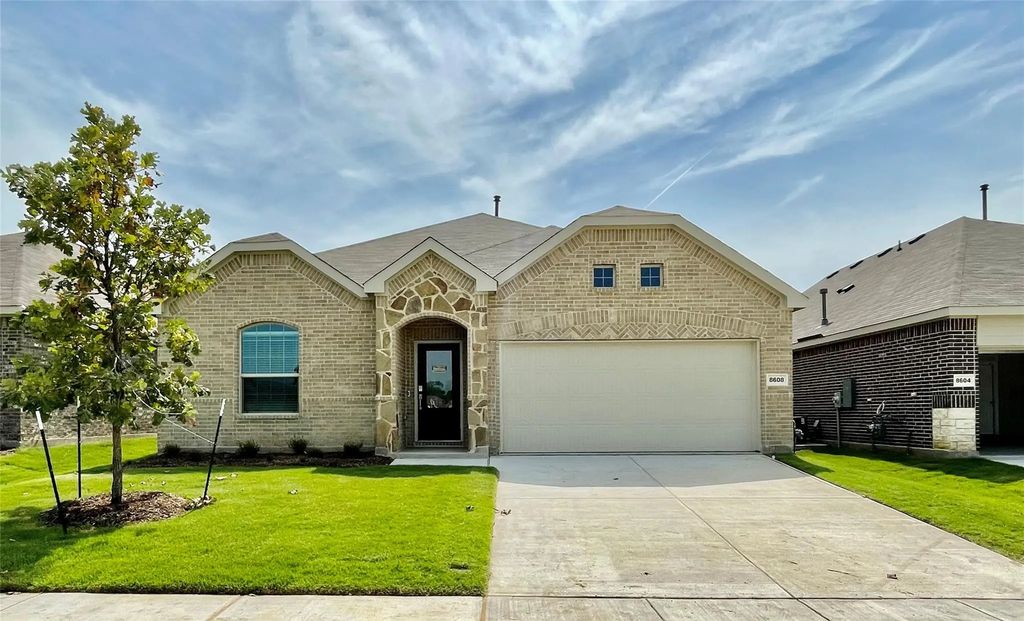 8608 Whistling Duck Drive, McKinney