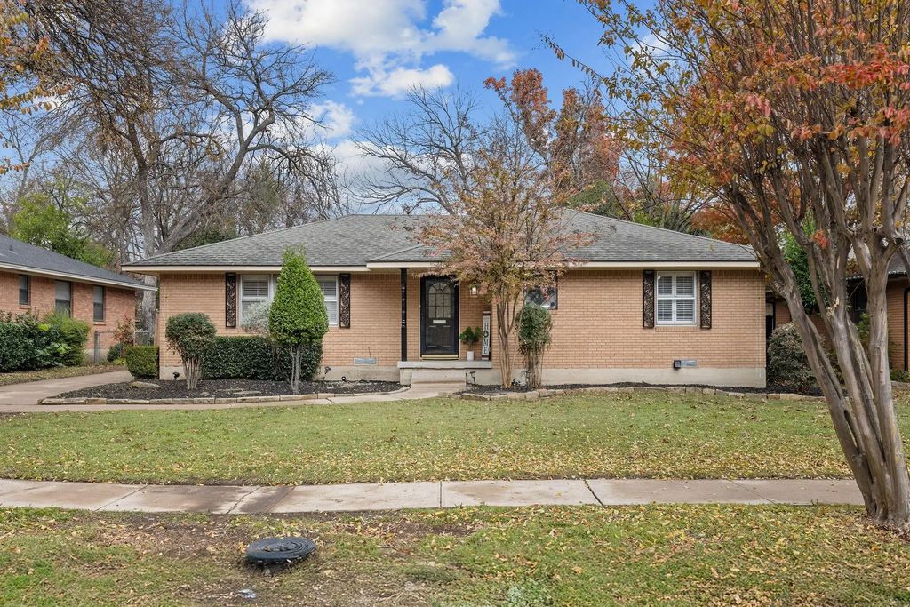 2419 Bentley Avenue, Dallas