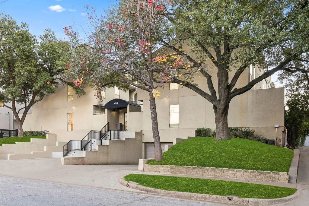 4242 Travis Street 108, Dallas