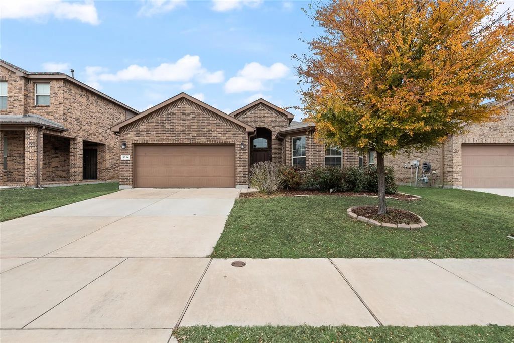 5324 Corn Field Drive, Fort Worth