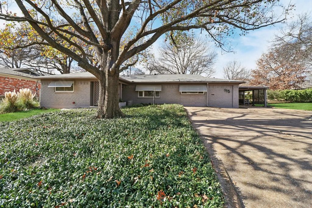 115 N Wisteria Street, Mansfield