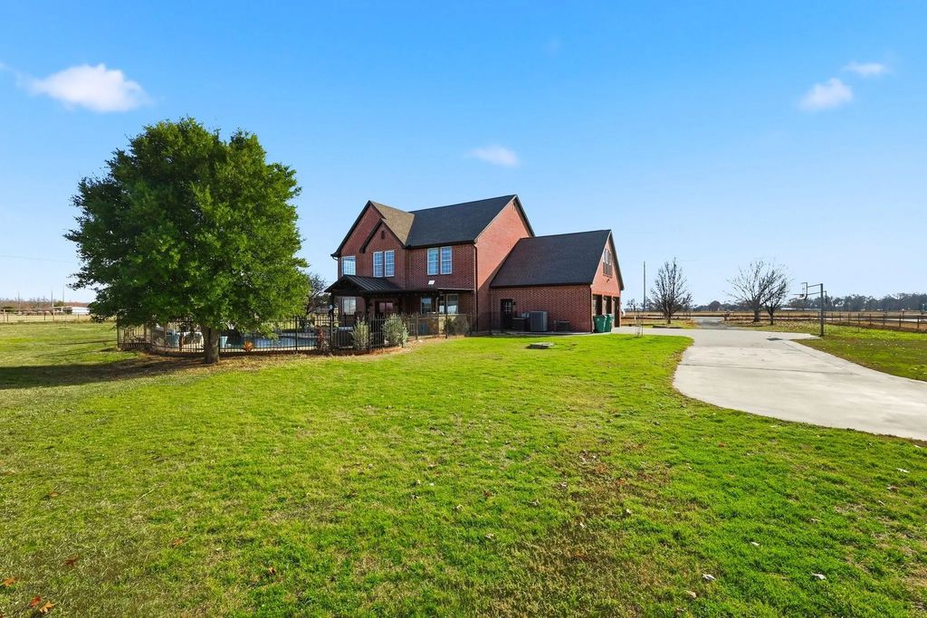 102 Van Meter Drive, Aurora