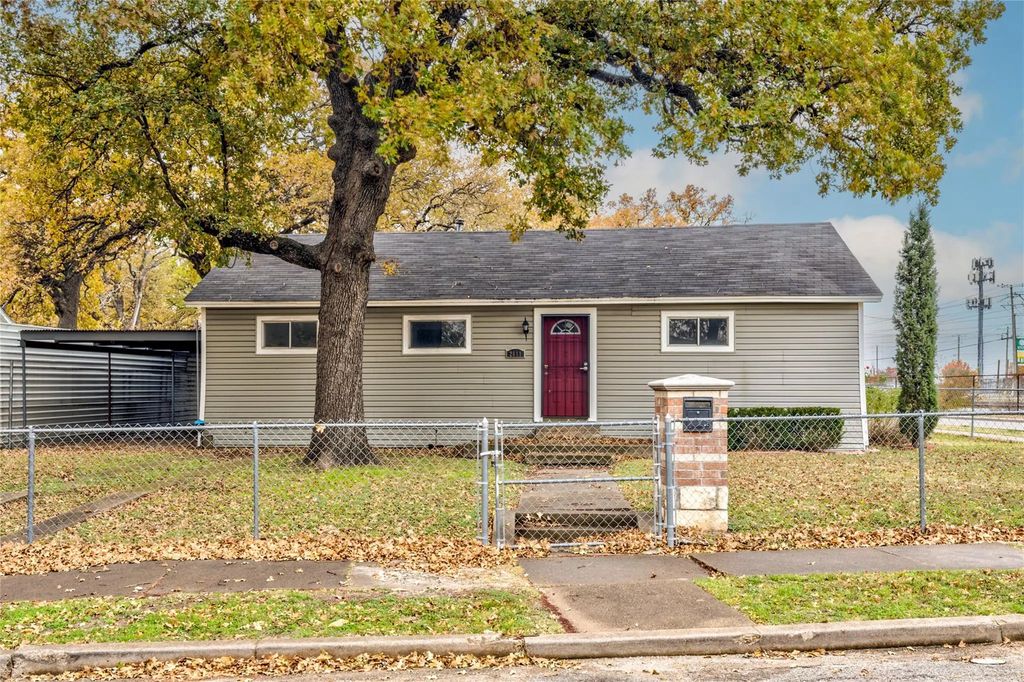 2611 W Amherst Avenue, Dallas