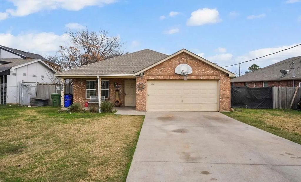 4920 S Peachtree Road, Balch Springs