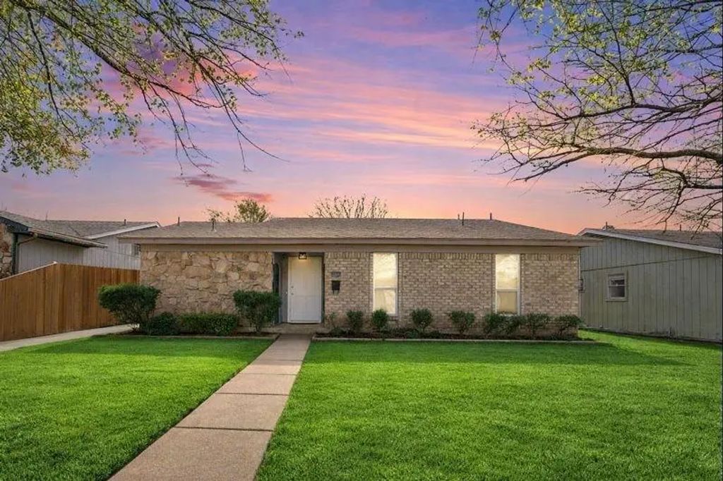 9680 Limestone Drive, Dallas