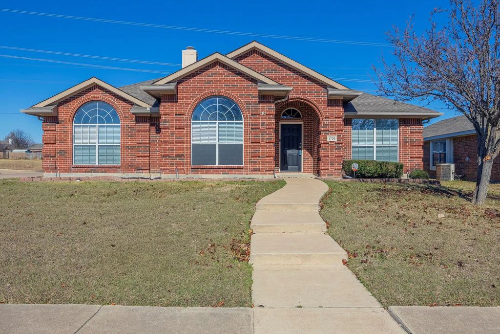 3705 Rosewood Lane, Sachse