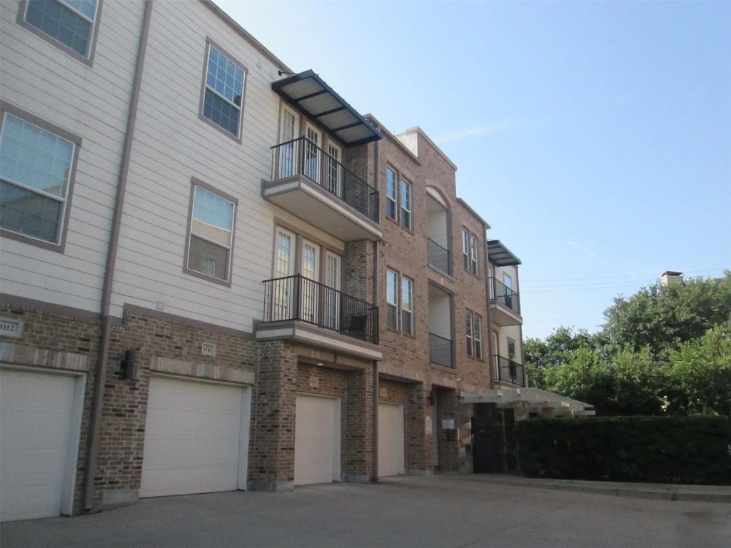 950 Henderson Street 1222, Fort Worth