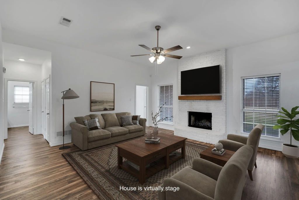 1102 Westminister Drive, Waxahachie