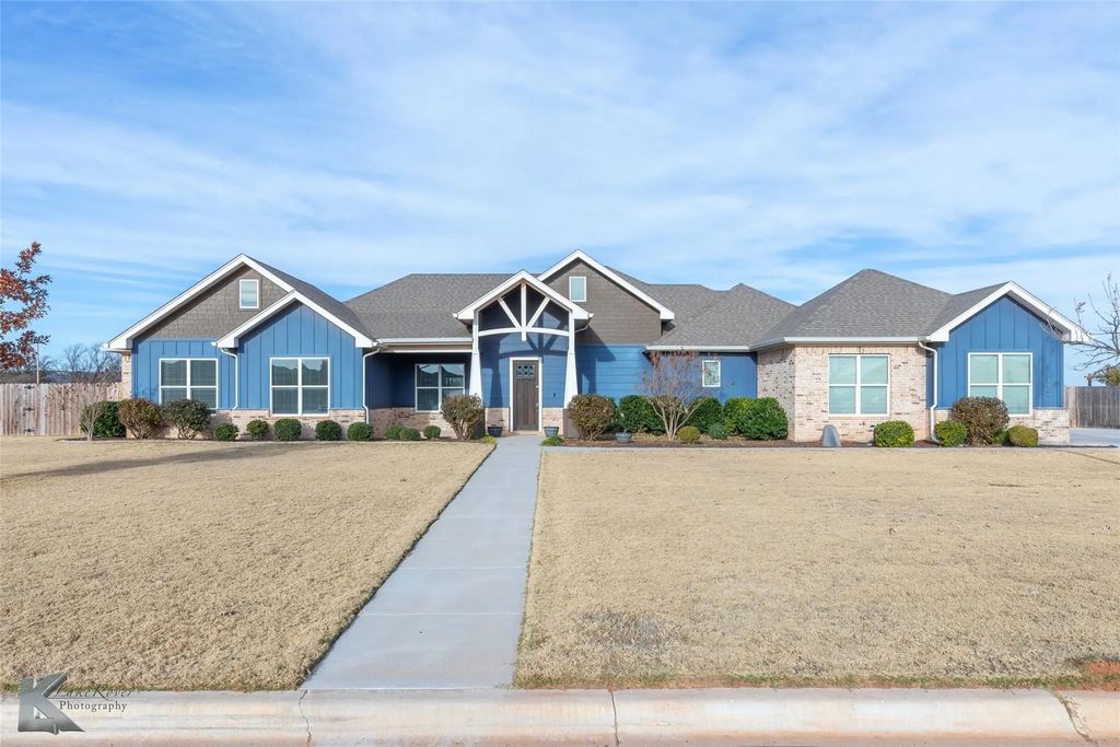 112 Runnymede Way, Abilene