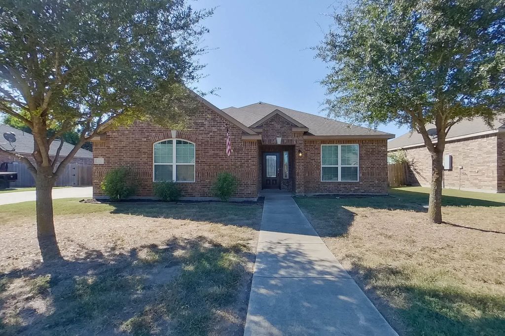 714 Shady Meadow Lane, Glenn Heights