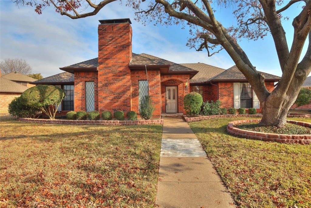 3905 Palo Duro Drive, Plano
