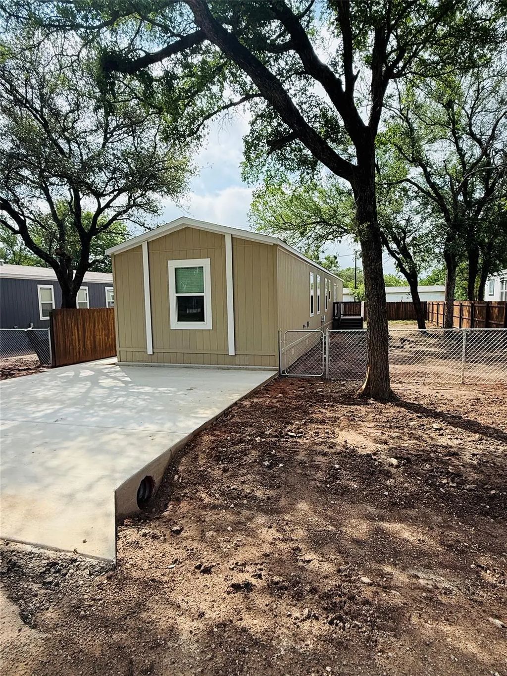 3003 Elmwood Drive, Granbury