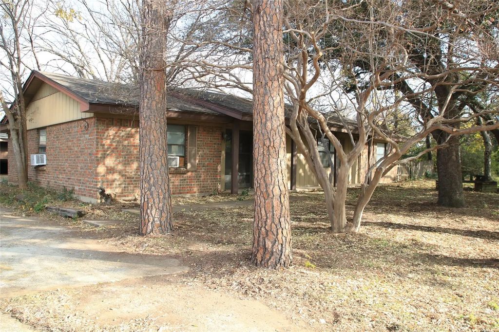 611 Cain Street, Lake Dallas