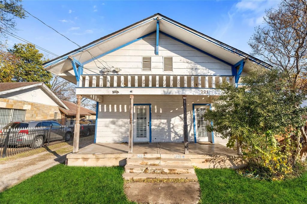 221 W Brooklyn Avenue, Dallas