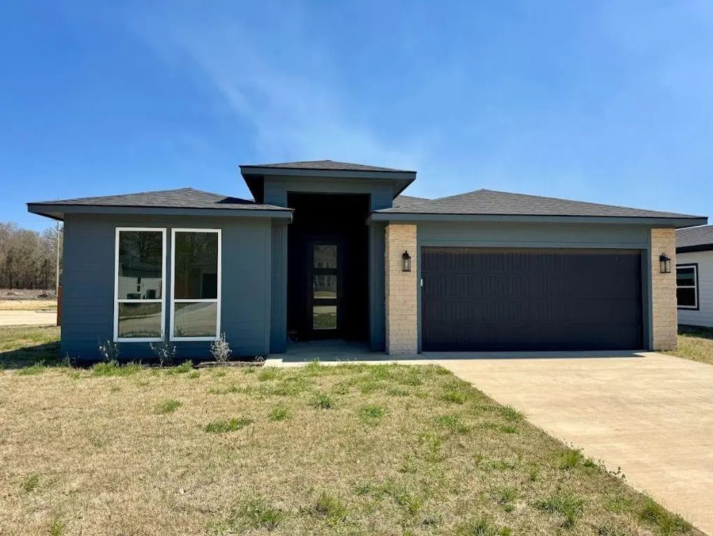 15517 Greenhouse Way, Lindale