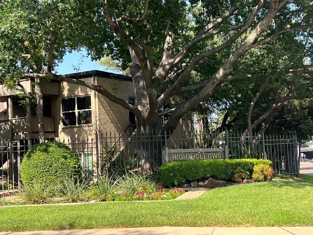 10432 High Hollows Drive 241, Dallas