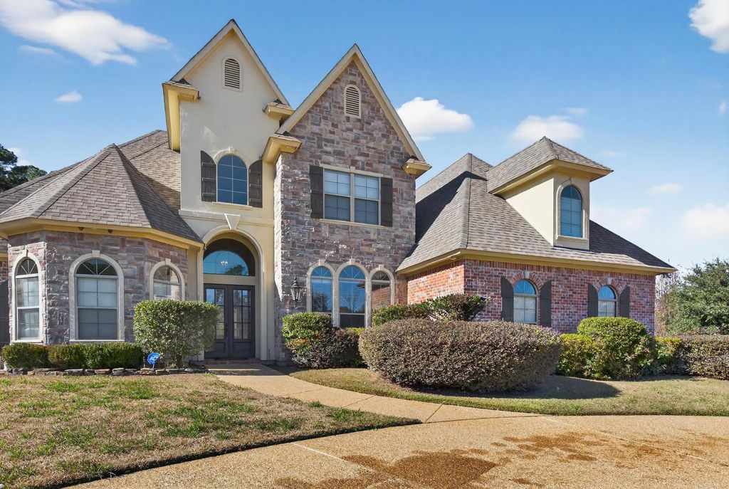 2716 Stone Creek Drive, Shreveport