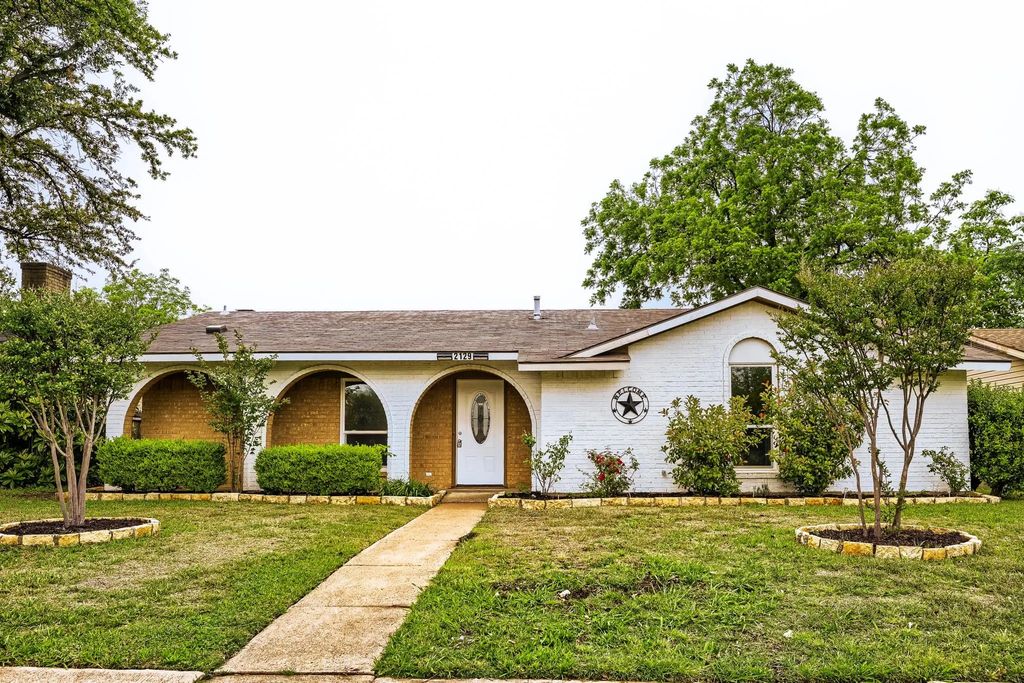 2129 Richbrook Drive, Garland