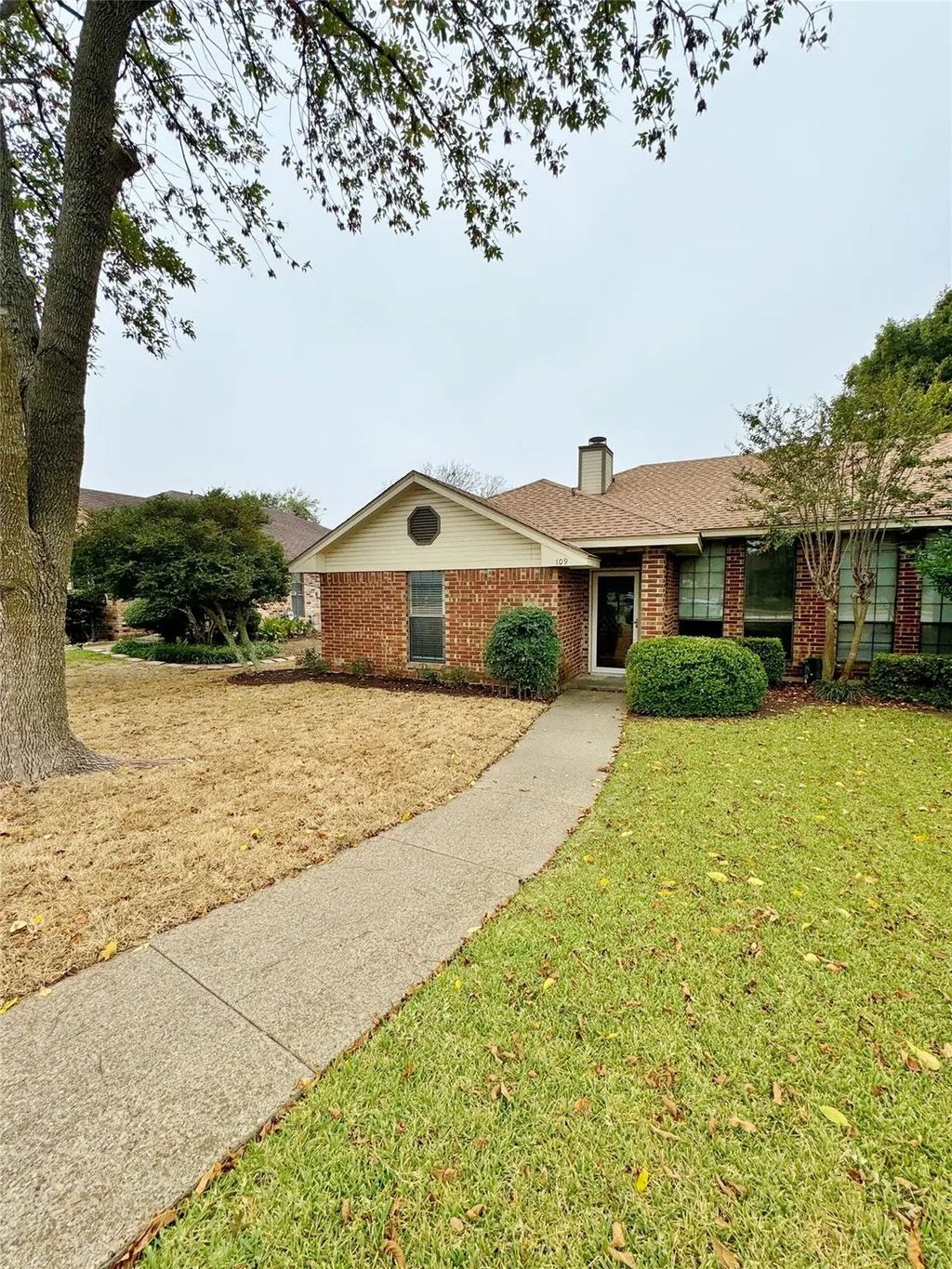 109 Larchbrook Drive, DeSoto