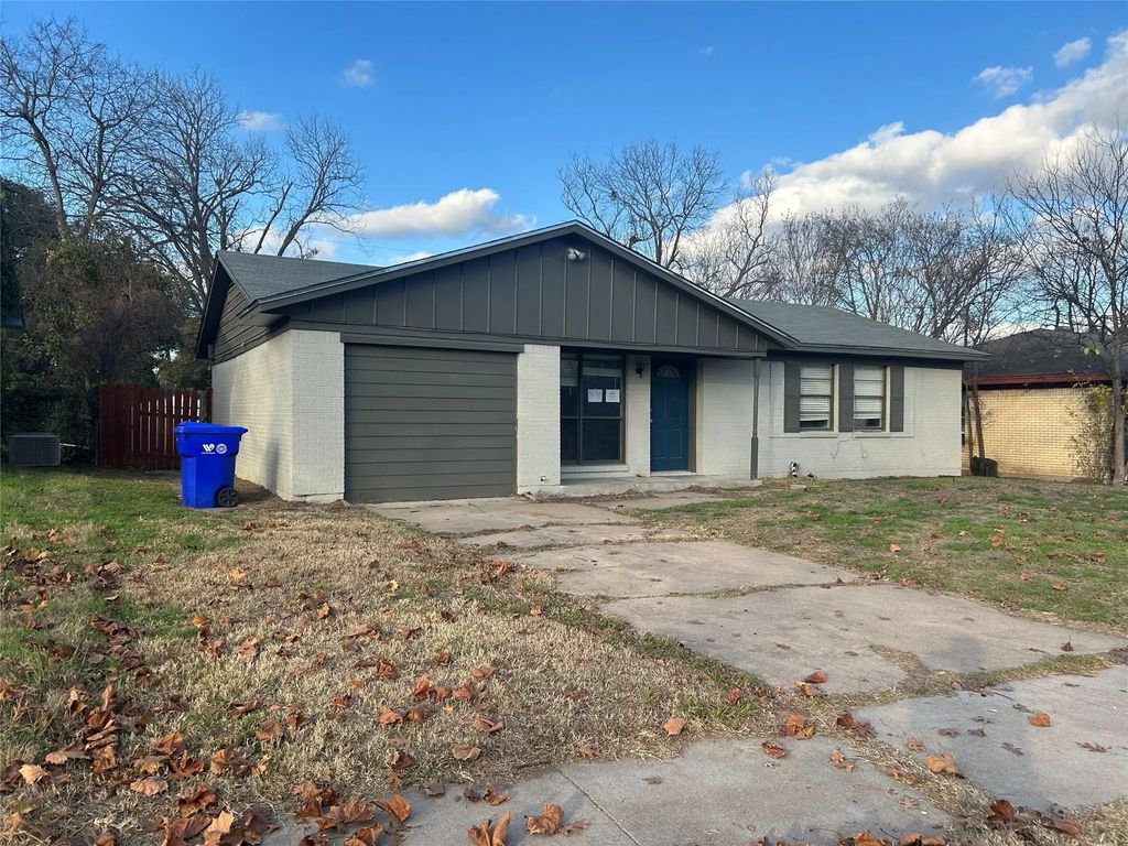 3301 Cloverleaf Drive, Waco