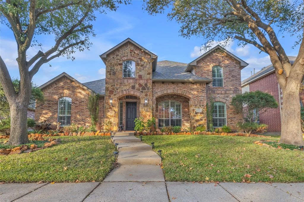 437 Fox Trail, Allen