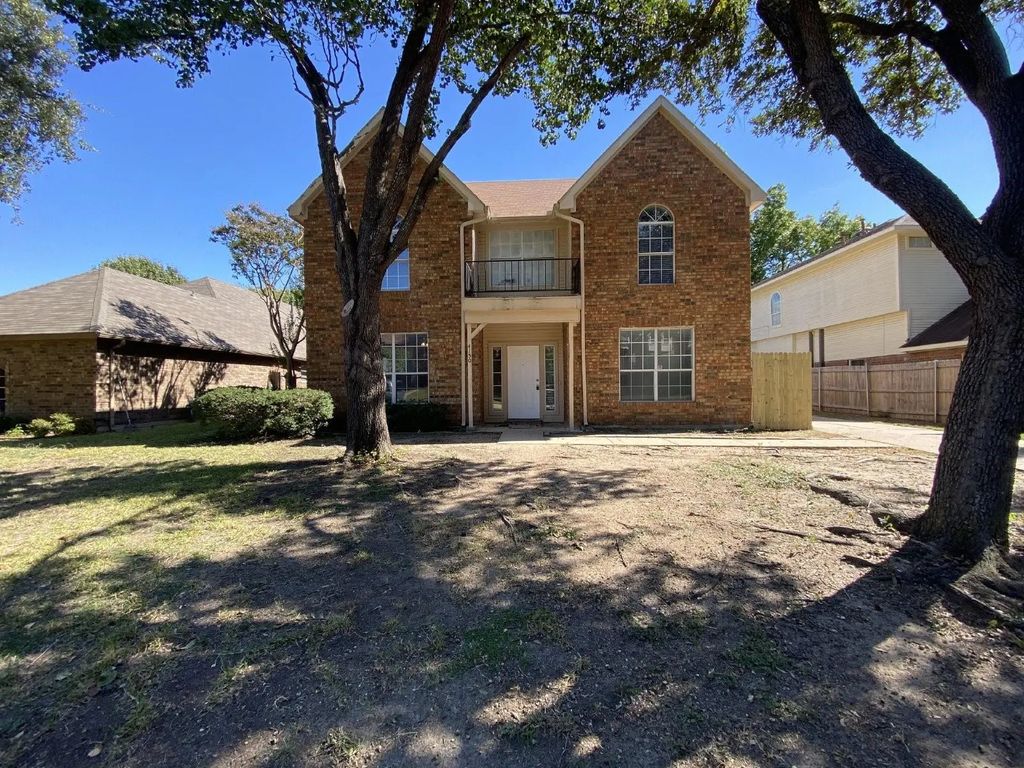 4150 Briar Hill Drive, Grand Prairie