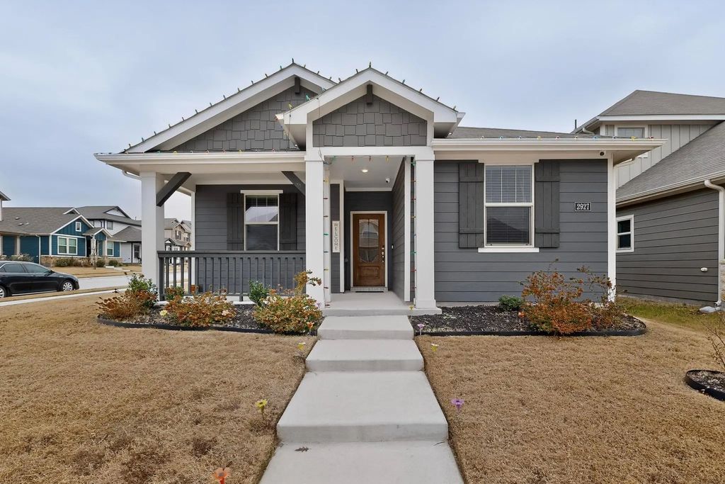 2927 Brittlebush Drive, Fort Worth