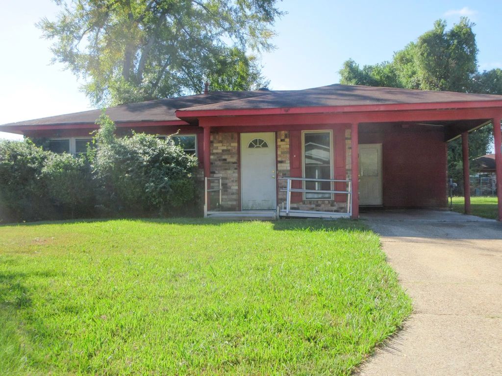 126 N Greenbrook Loop, Shreveport