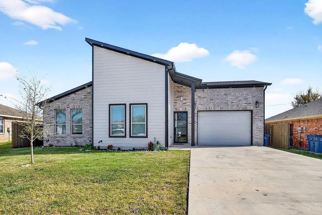 308 Windjammer Road, Gun Barrel City