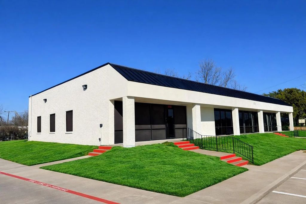 1449 Forest Lane, Garland