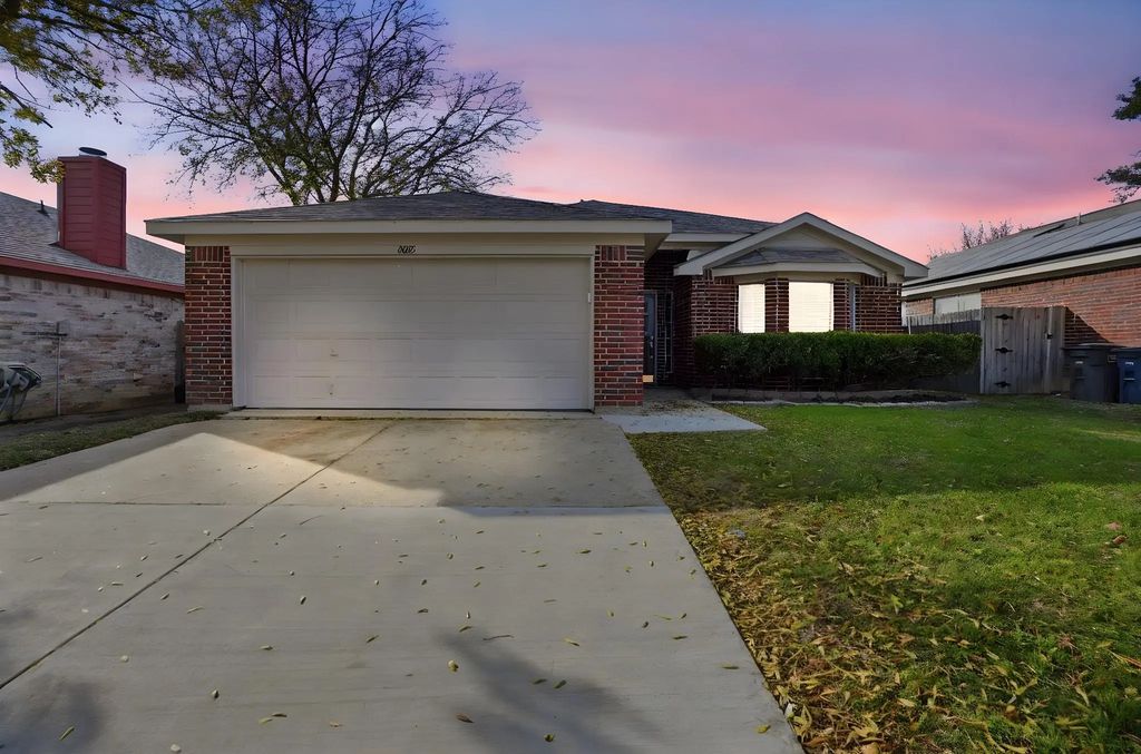 8065 Cannonwood Drive, Fort Worth