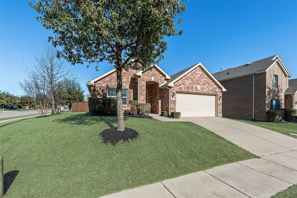 2401 Sun Creek Drive, Little Elm