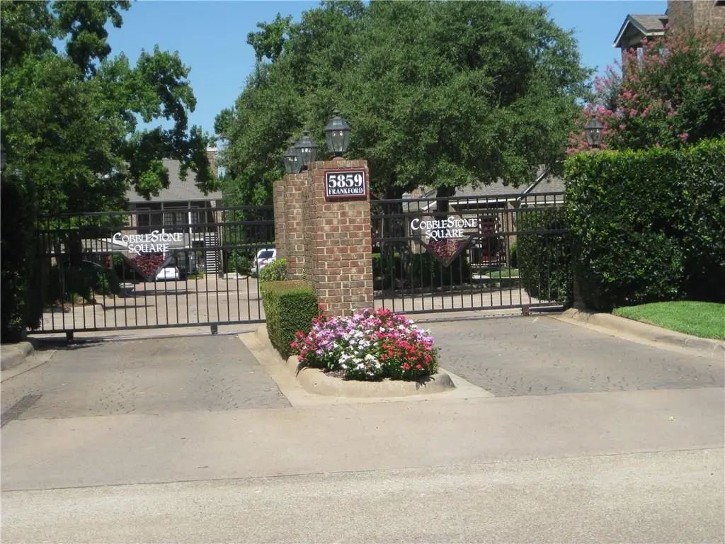 5859 Frankford Road 709, Dallas