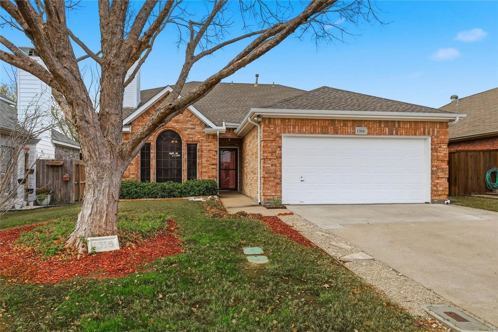 1316 Marchant Place, Lewisville